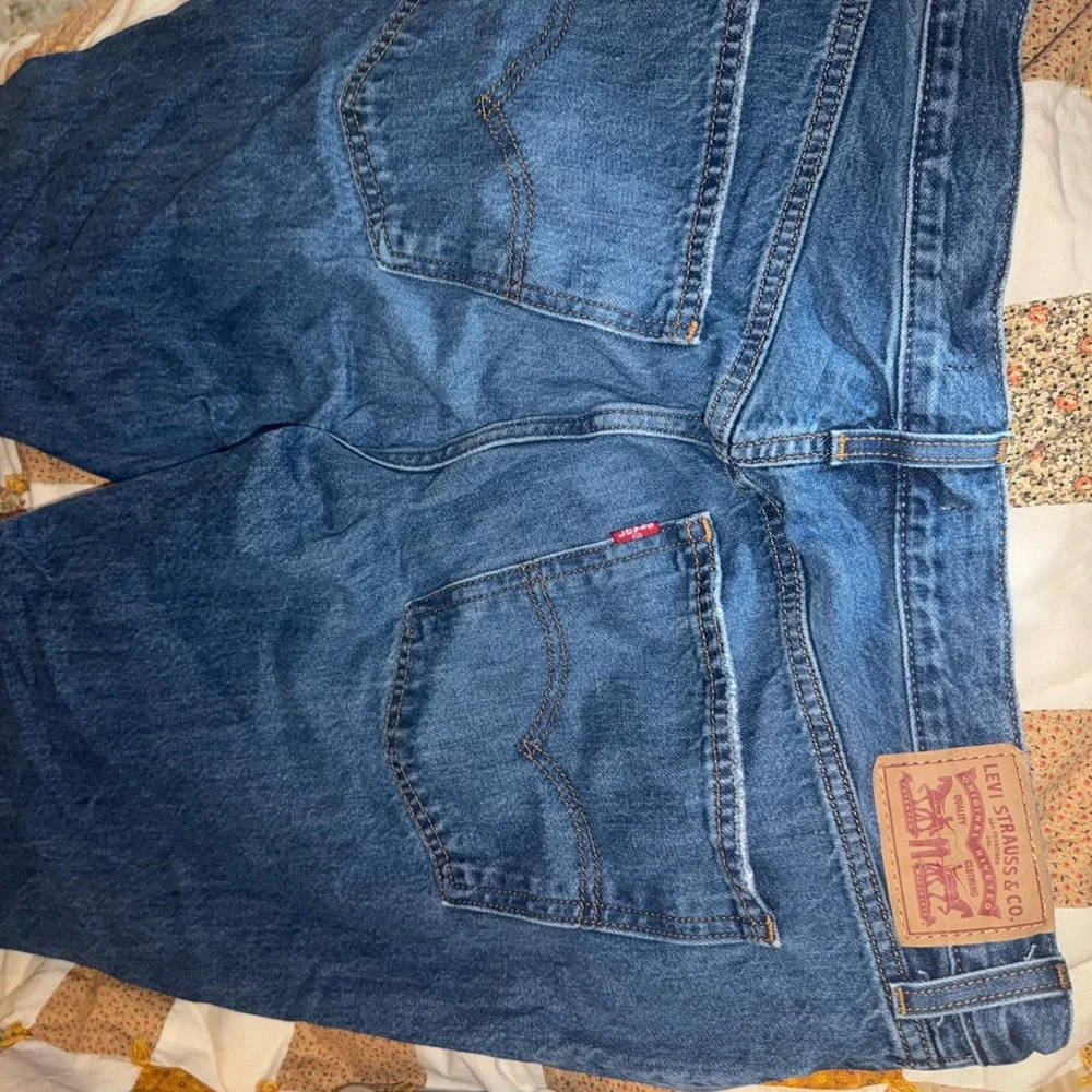 Levi’s Blue Jeans - Picture 2 of 6